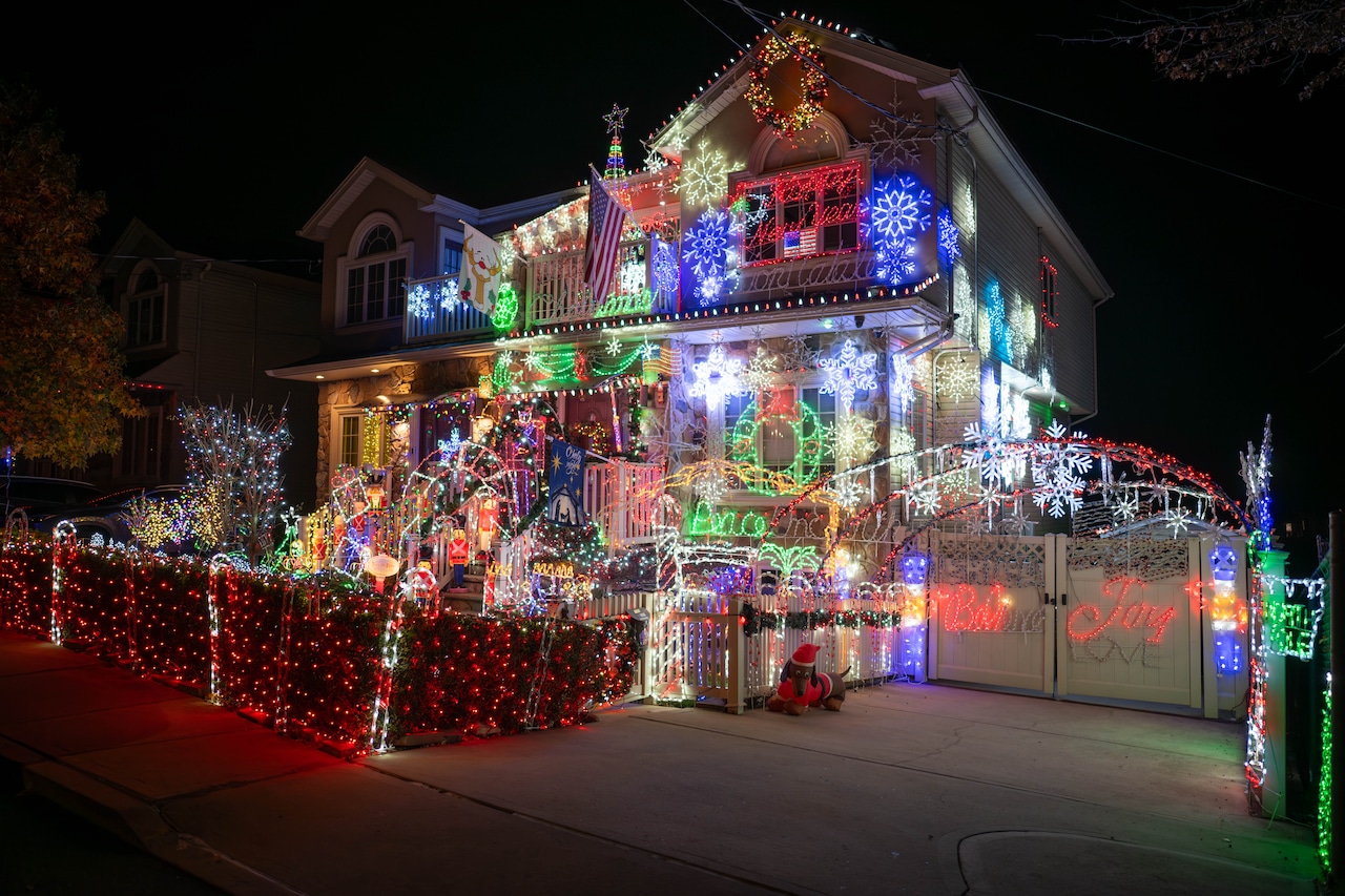 100 & 102 Monticello Terrace in Great Kills