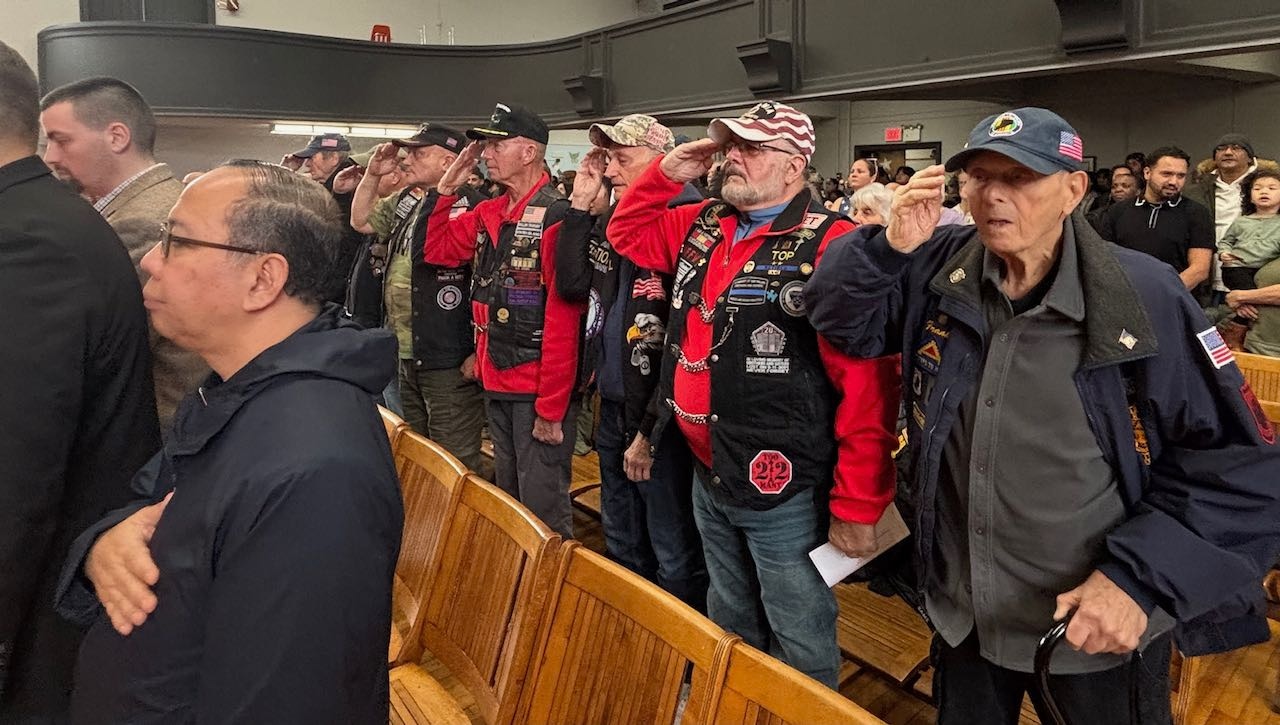 Sacred Heart School honors vets