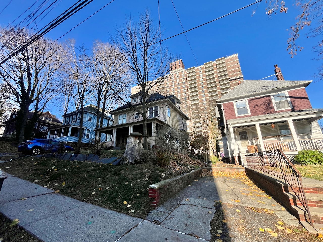 Community Board votes against rezoning for an 18-story high-rise in Staten Island