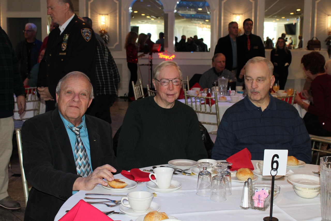 NYPD Verrazano 10-13 Association 2025 holiday luncheon