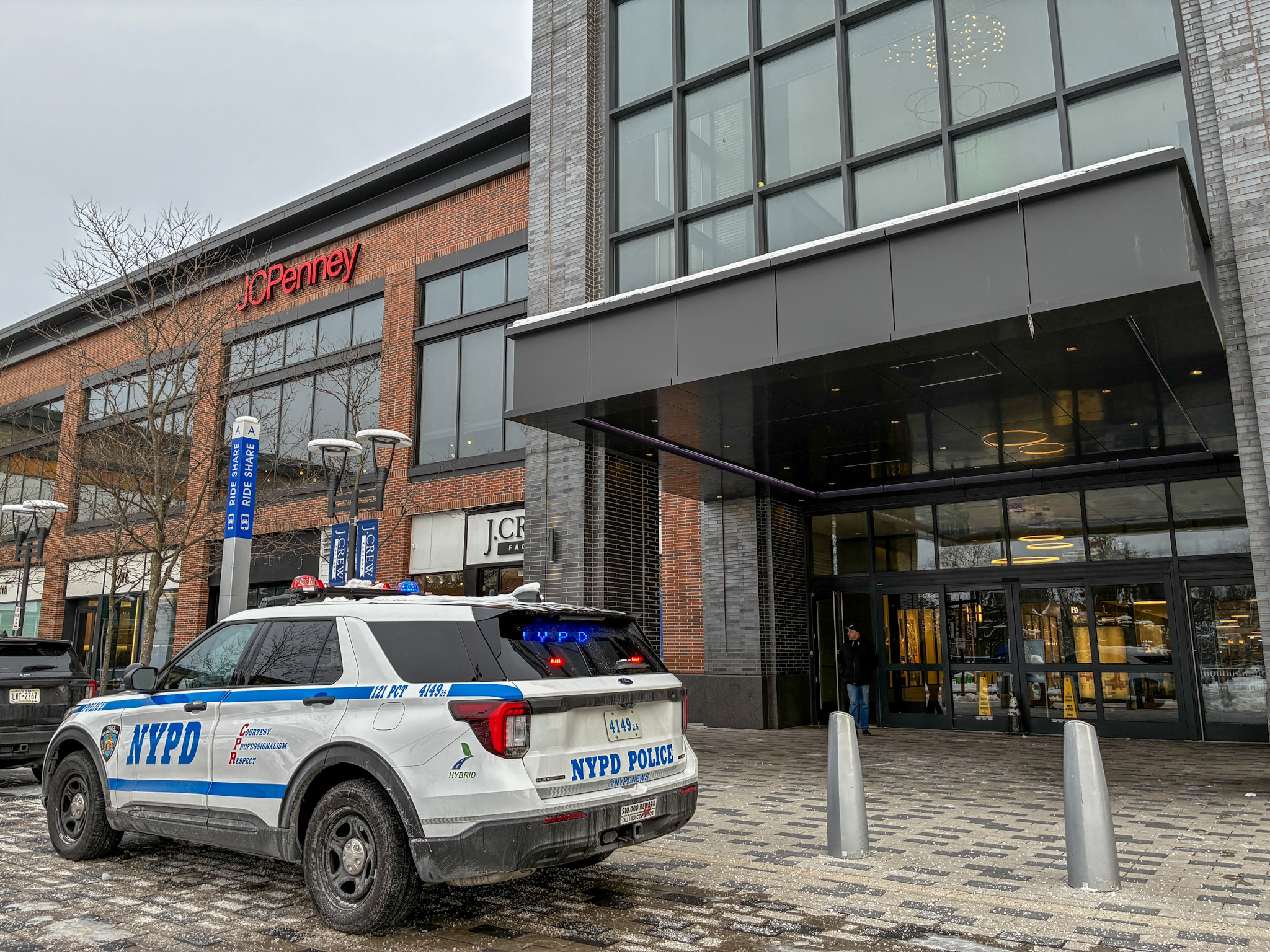 NYPD Assistant Chief Melissa Eger, the Staten Island borough commander, along with other members of the NYPD visited the Staten Island Mall in New Springville to speak with shopkeepers about the department's effort to reduce retail theft and overall crime in the mall during the holiday shopping season on Dec. 15, 2025.