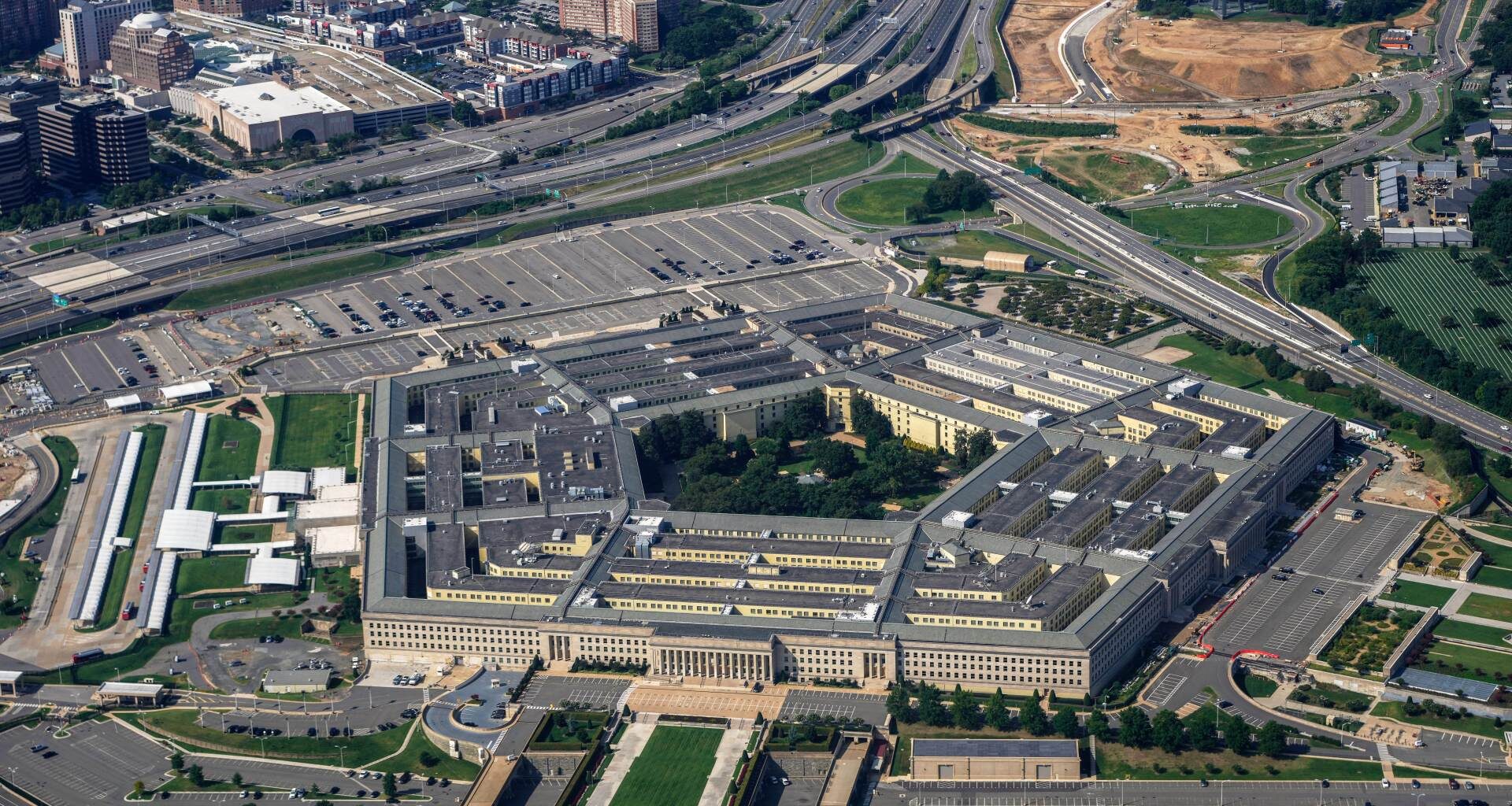 New York Times sues Pentagon over rules limiting access for media | Donald Trump News