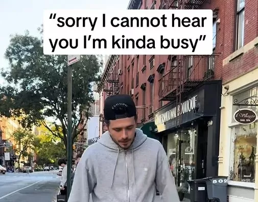 Did Brooklyn Beckham Mock His Family With a Cryptic Post, After Blocking Them? Here's What the Internet Thinks So 1