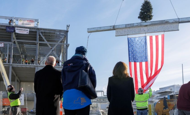 Governor Hochul Celebrates Topping Out of NY Creates’ $1 Billion NanoFab Reflection