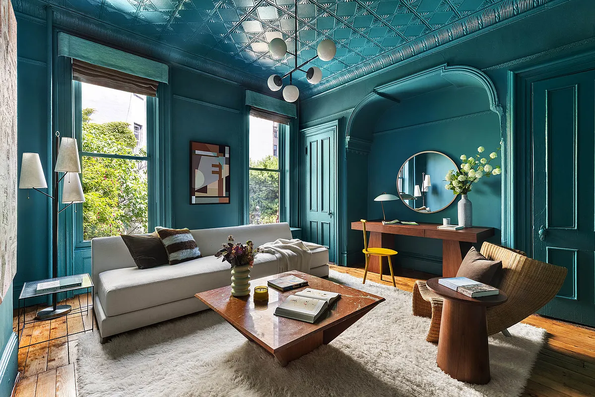 carroll gardens - rear parlor with bold green walls and ceiling