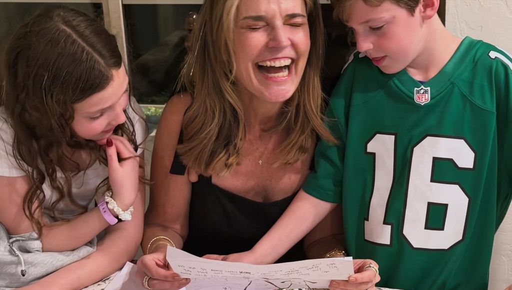 Savannah with her children 