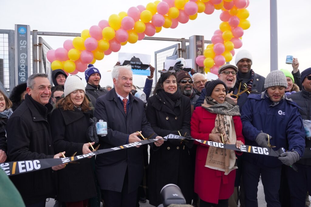 NYC Ferry celebrates first day of Staten Island to Bay Ridge route