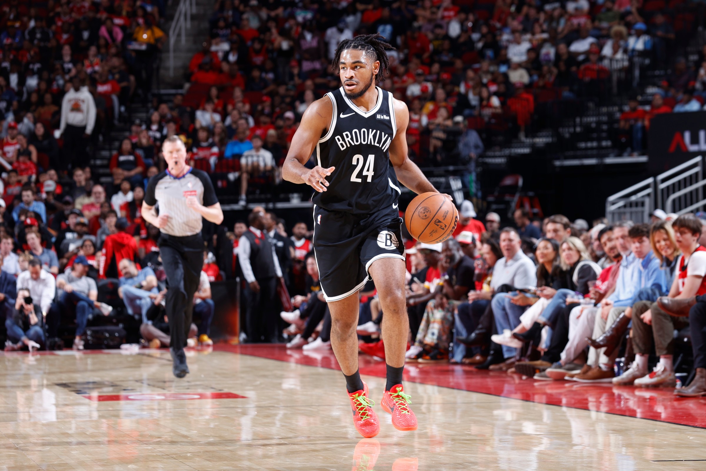 HOUSTON, TX - OCTOBER 27: Cam Thomas #24 of the Brooklyn Nets handles the ball during the game against the Houston Rockets on October 27, 2025 at the Toyota Center in Houston, Texas. NOTE TO USER: User expressly acknowledges and agrees that, by downloading and or using this photograph, User is consenting to the terms and conditions of the Getty Images License Agreement. Mandatory Copyright Notice: Copyright 2025 NBAE (Photo by Logan Riely/NBAE via Getty Images)