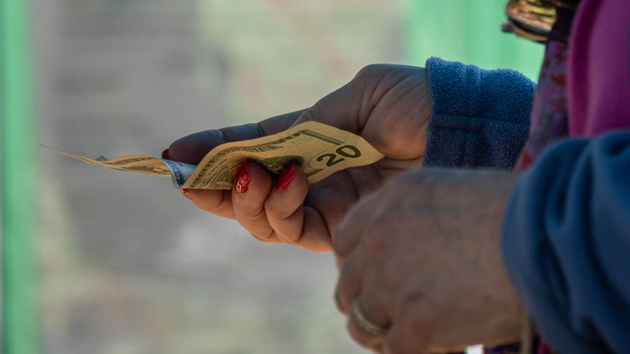 How generous are New Yorkers?