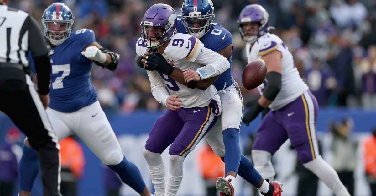 NY Giants-Vikings winners, losers: Big day for Brian Burns, not for offense