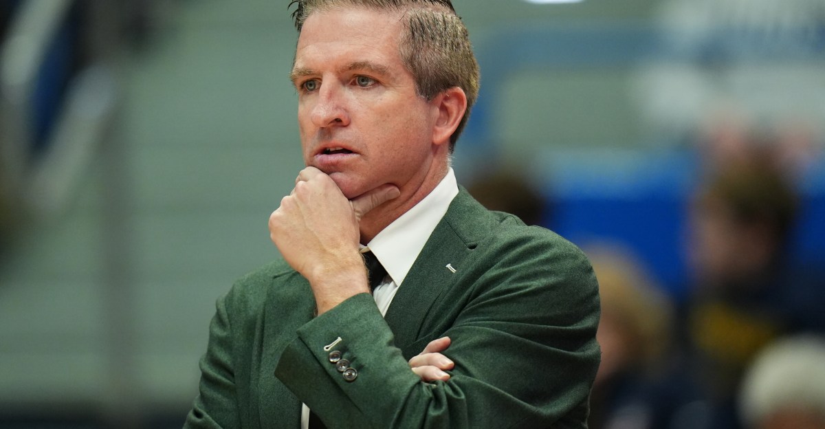 Manhattan slips late against Furman, drops to 4-8