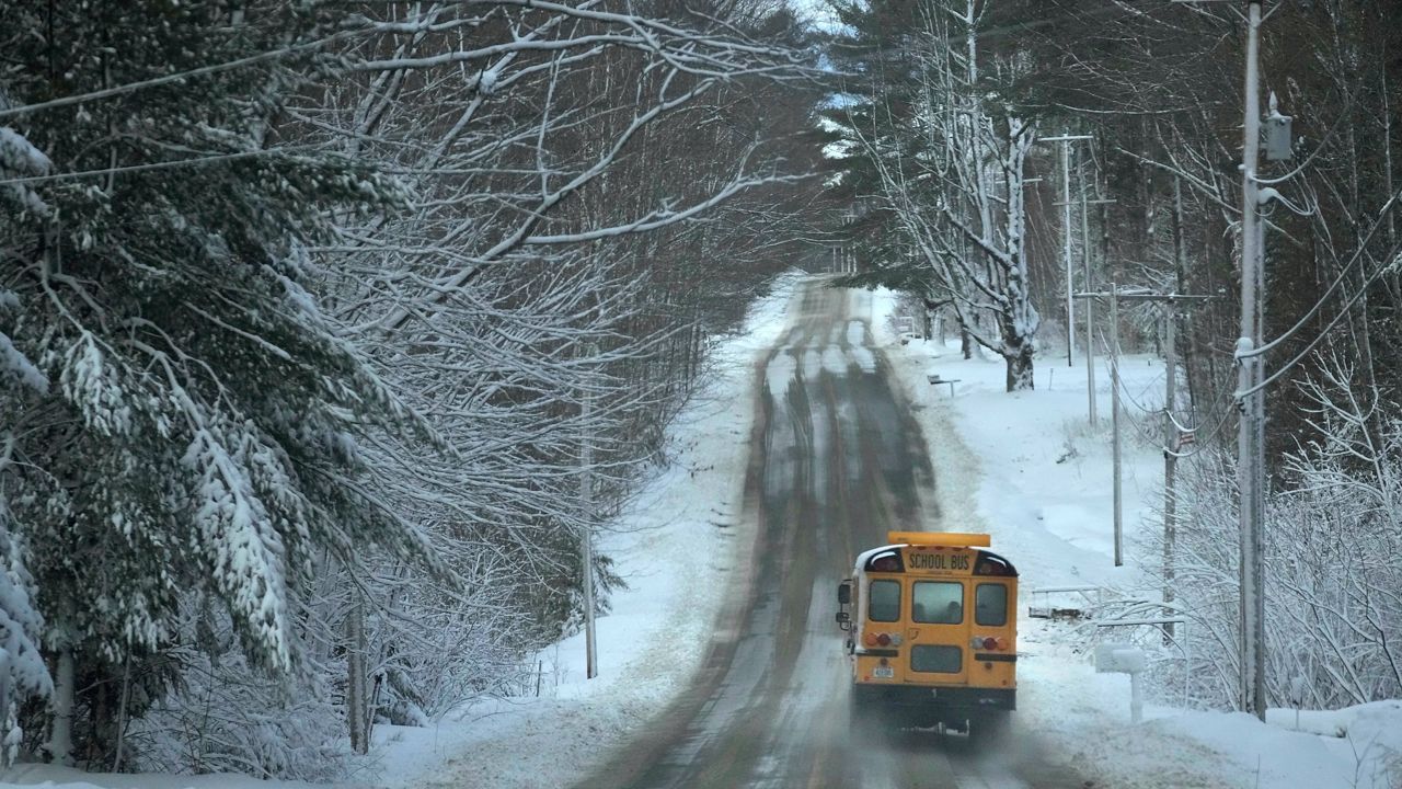 The challenges N.Y. schools face when declaring snow days