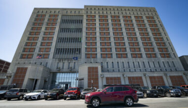 MDC Brooklyn, located in Sunset Park. Photo: John Minchillo/AP.