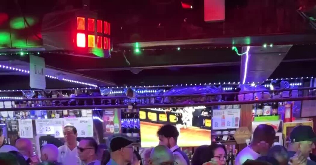 Under Growing Military Pressure, Caracas Moves to Its Own Rhythm