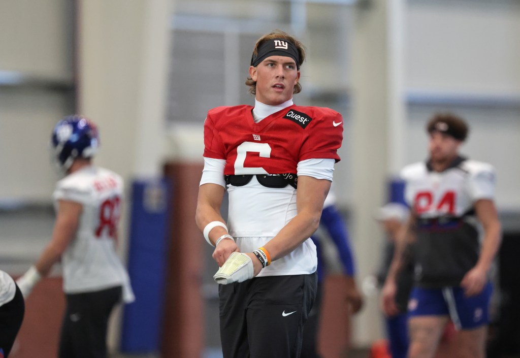 New York Giants quarterback Jaxson Dart (6) during practice.
