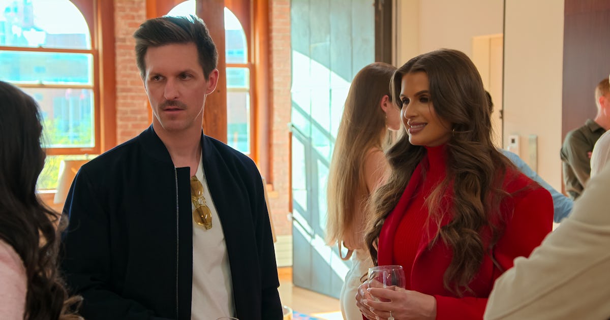 Did Peter Sell 200 Amsterdam From Season 2?