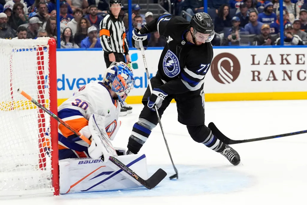Tampa Bay Lightning center Anthony Cirelli (71) shoots on New York Islanders goaltender Ilya Sorokin (30).