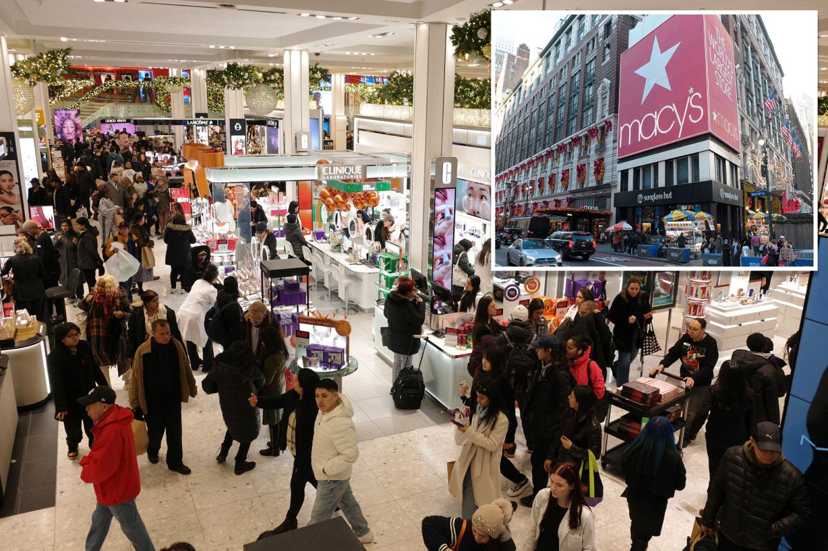 Tourist stabbed inside NYC Macy's by homeless brute during busy holiday season: cops