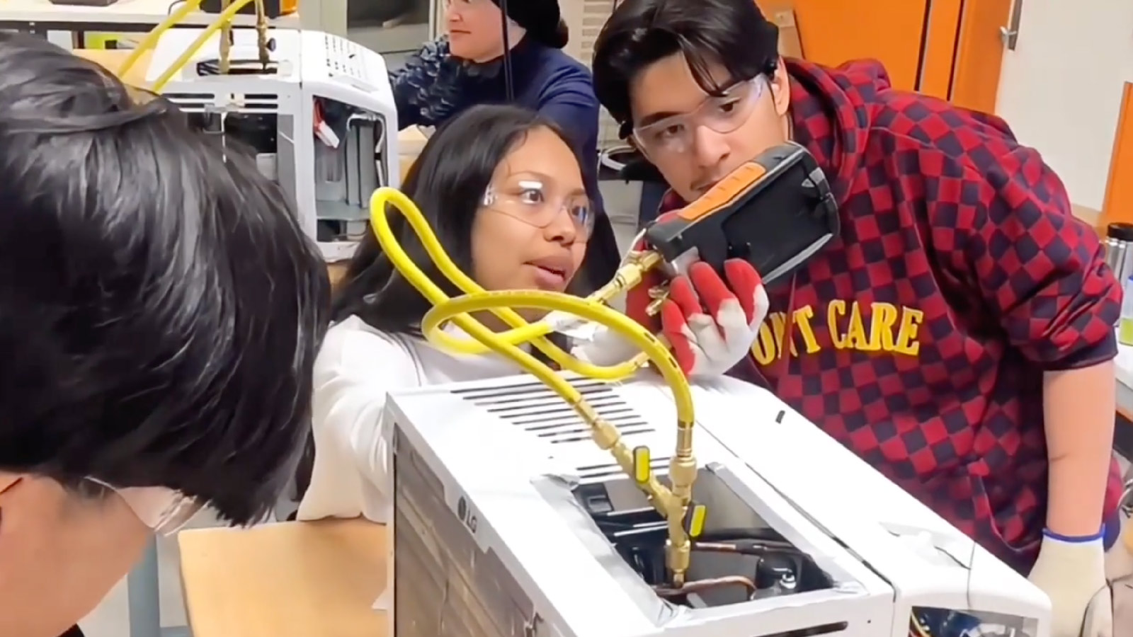 NYC nonprofit trains people for energy efficiency jobs and does so much more » Yale Climate Connections