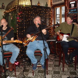 “Hannan, Cassone and D’Emic” doing their thing at Brooklyn’s Three Jolly Pigeons. Photo by Mario Belluomo