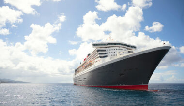 Queen Mary to reunite with Queen Mary 2 for the first time in 20 years • Eat. See. Do.