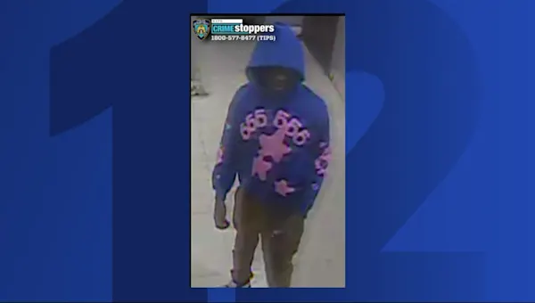News 12 | Brooklyn | 4 wanted for beating, robbing 15-year-old boy in Coney Island