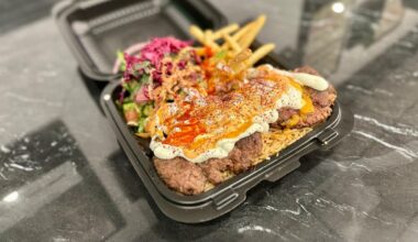 Shawarma Bay opens in Deer Park