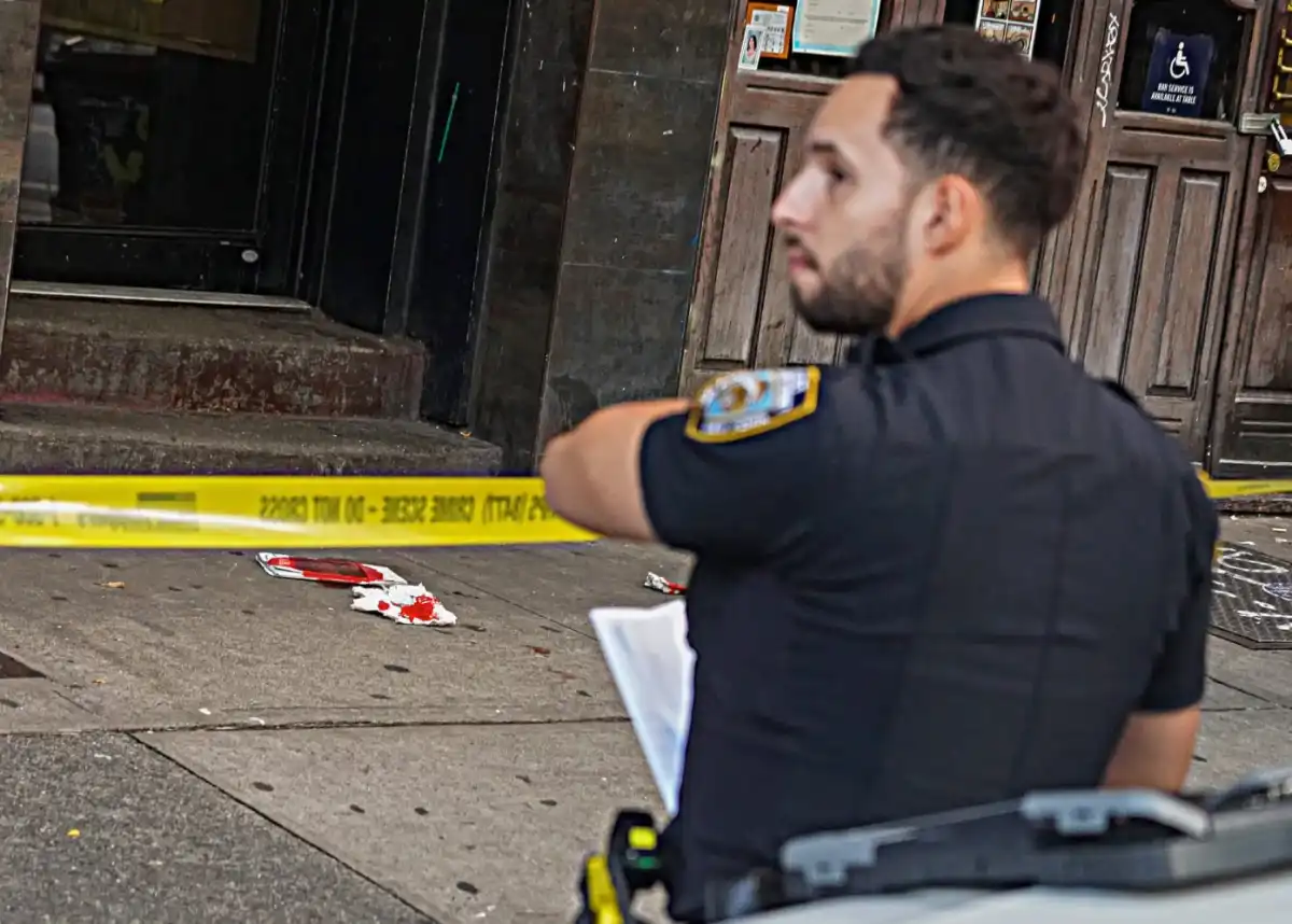 Man slashed outside of Lower East Side bar: cops – amNewYork