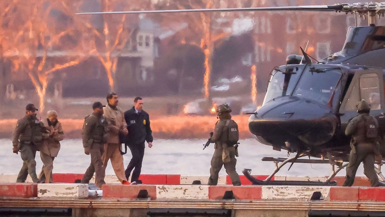 Venezuelan President Nicolás Maduro and wife taken to court in NYC for arraignment