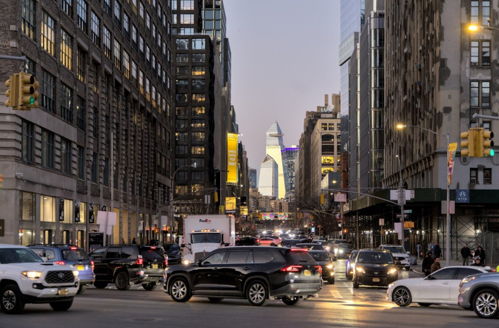 NYC says 2025 was safest year ever on city’s streets in more than 100 years – Macomb Daily