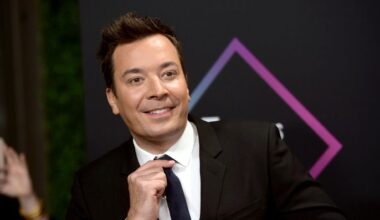 TikTok captures Jimmy Fallon shopping at Roosevelt Field