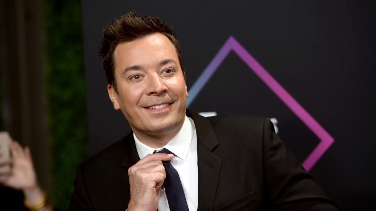 TikTok captures Jimmy Fallon shopping at Roosevelt Field