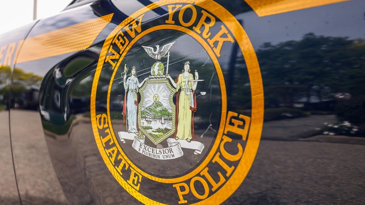 Driver killed in Heckscher State Parkway crash