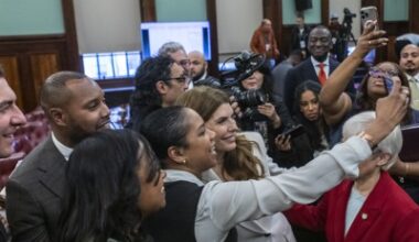 Menin namechecks many pals, but not Mamdani