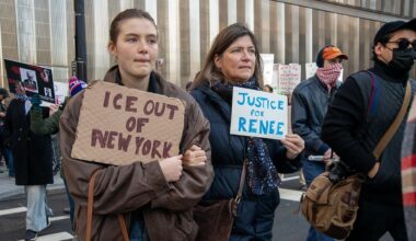 Scores protest killing of Minneapolis woman by ICE in NYC as Noem defends agent