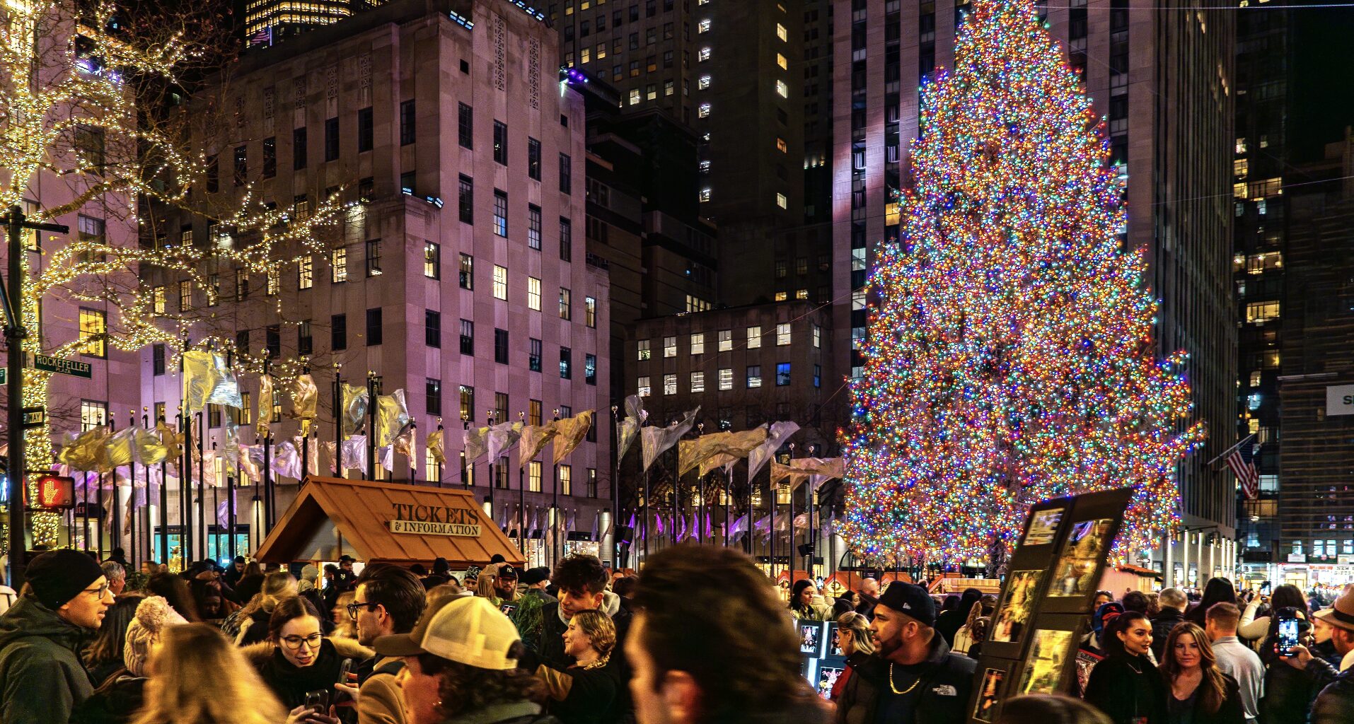When is the Rockefeller Center Christmas Tree Being Taken Down in 2026?