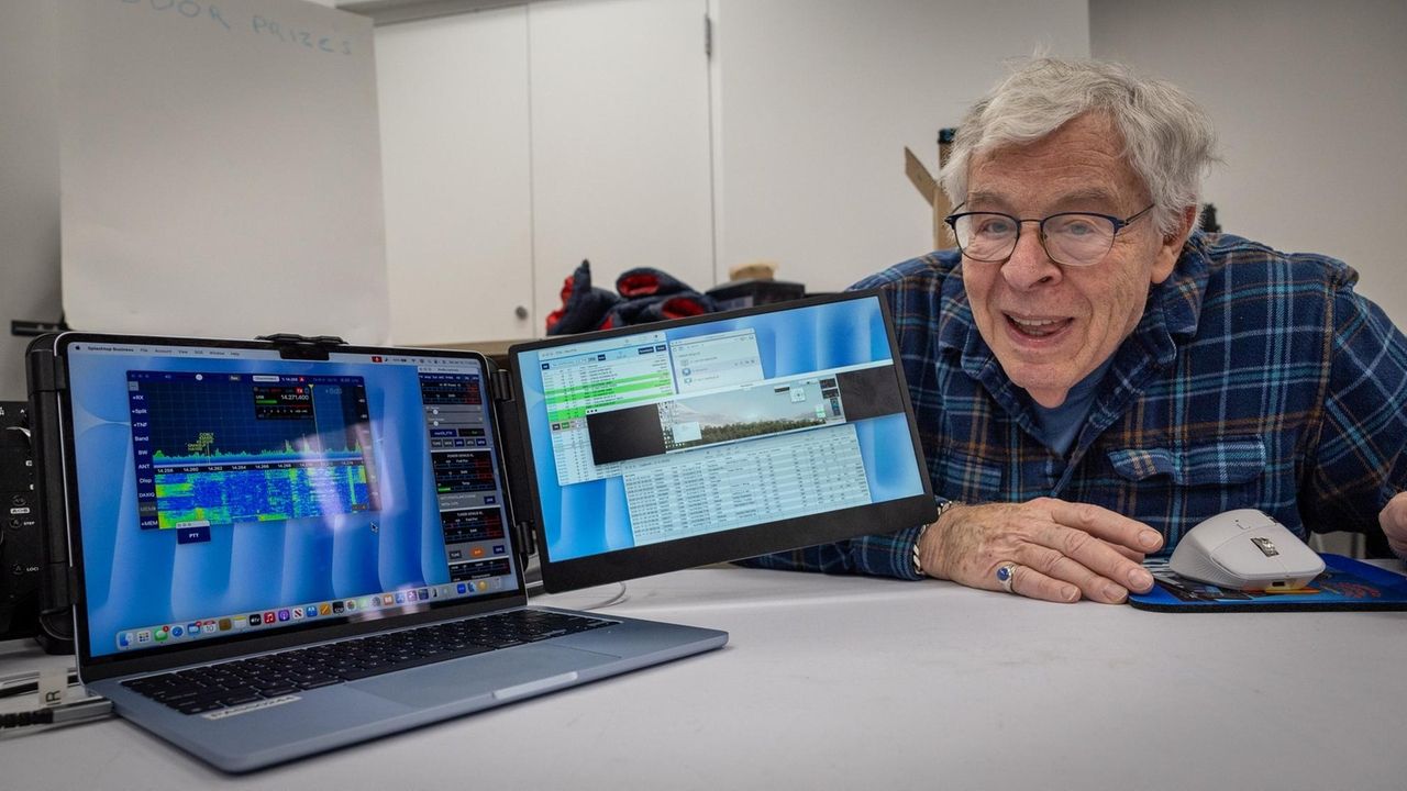 Ham Radio U at Long Island University draws hundreds of students, longtime professionals