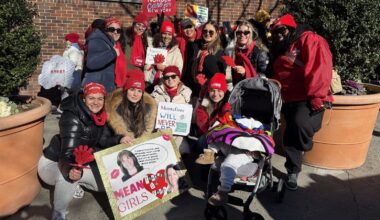 New York City workers urge broadening strike of 15,000 striking nurses