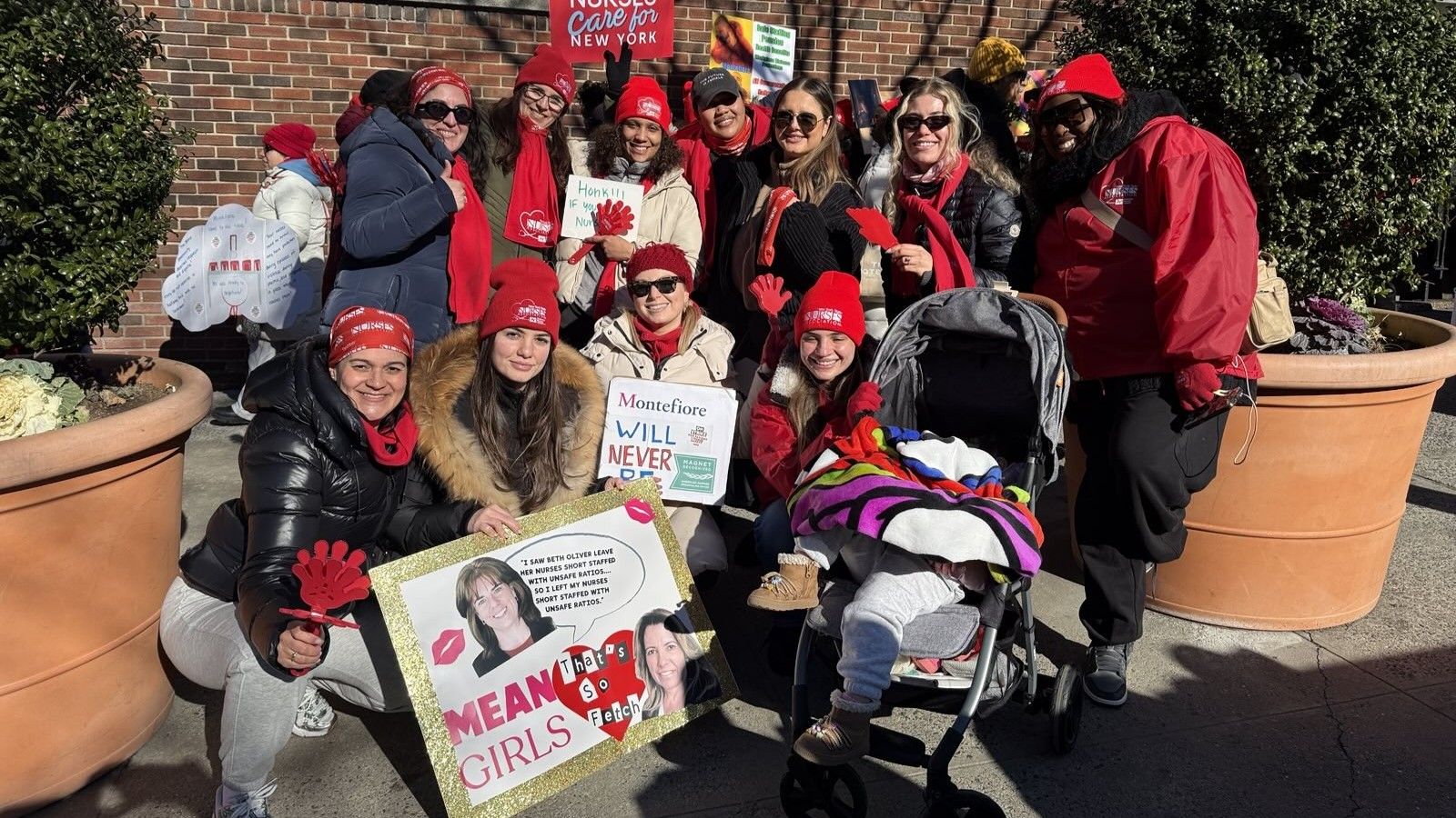 New York City workers urge broadening strike of 15,000 striking nurses