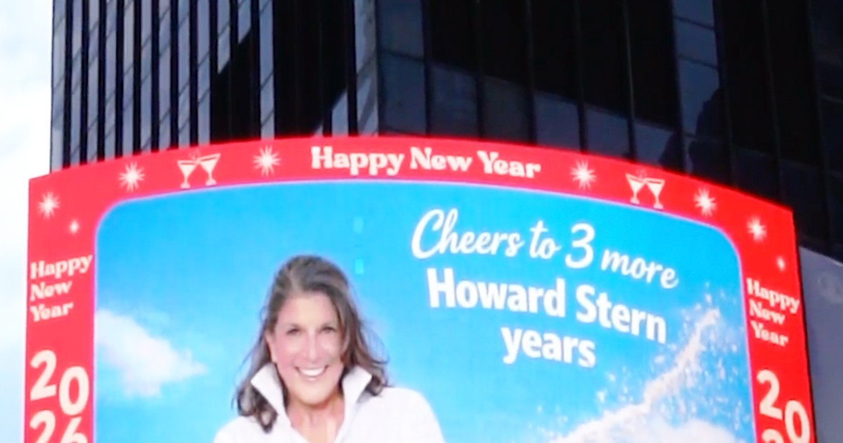 VIDEO: Mariann From Brooklyn Screams After Seeing Herself on a Times Square Billboard