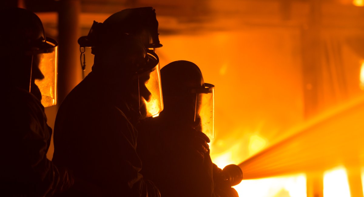 Dozens displaced after 4-alarm fire rips through southwest Yonkers