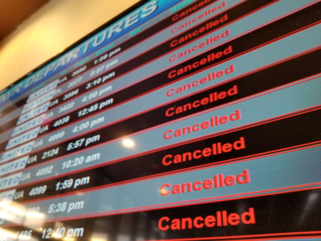 Flights cancelled, delayed at JFK, LaGuardia and Newark airports