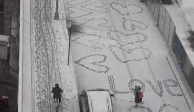 ❄️ Icy Sidewalks + ❤️ Snow Love