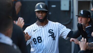 Mets acquire outfielder Luis Robert Jr. in trade with White Sox