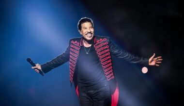 Lionel Richie and Earth, Wind & Fire at UBS Arena