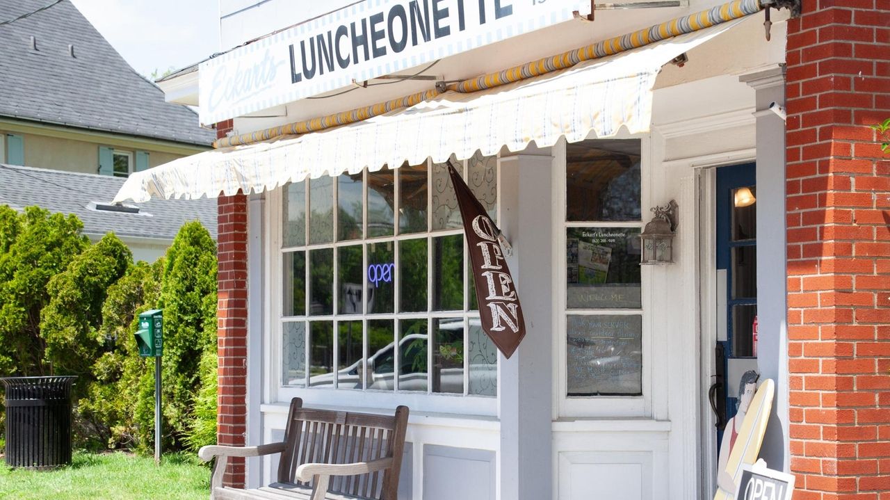 Eckart's Luncheonette closing in Westhampton Beach
