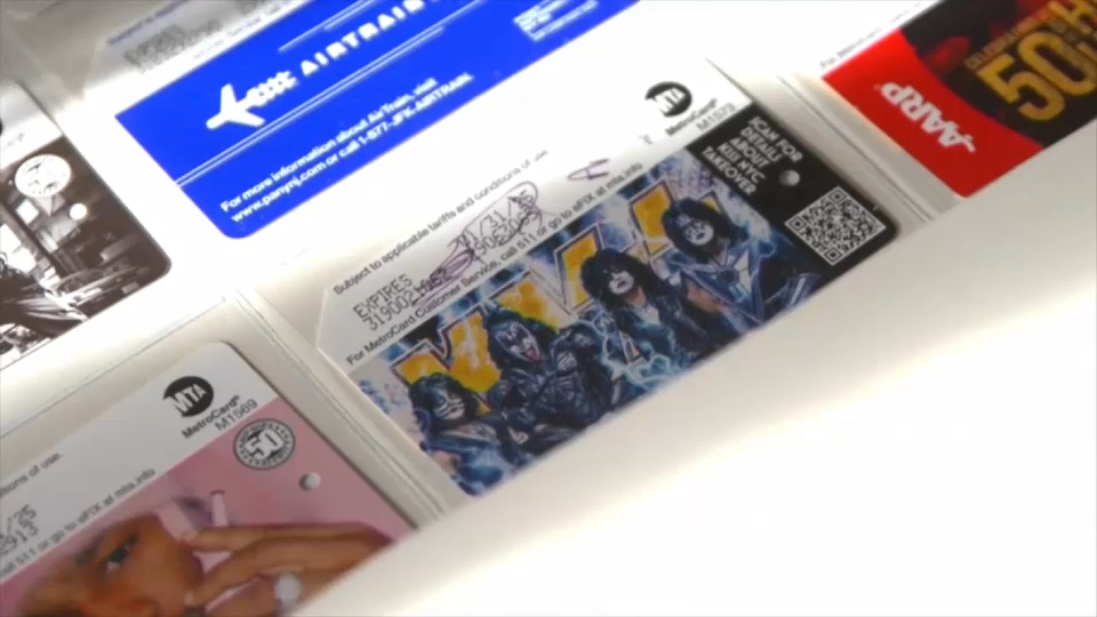 MetroCards selling for thousands of dollars on sites like eBay just days after discontinuation