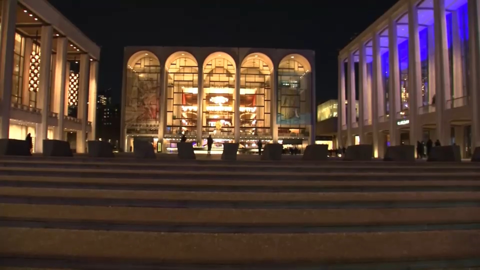 Metropolitan Opera House announces layoffs, salary cuts amid financial woes, NY Times reports