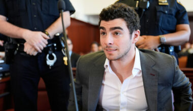 Manhattan DA wants Luigi Mangione state trial to start July 1, before federal case