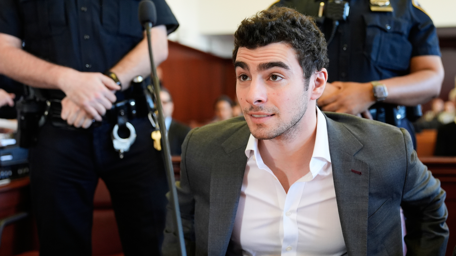 Manhattan DA wants Luigi Mangione state trial to start July 1, before federal case